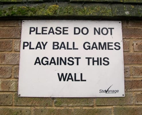 no wall ball sign